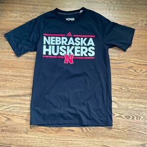 Nebraska Huskers Adidas Men's Ultimate T-Shirt SIZE SMALL
